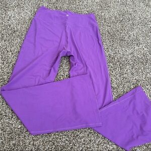 Lululemon groove super-high-rise flare legging Nulu in moonlit magenta